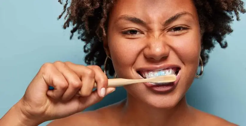 How to Protect Your Teeth While on Holiday: Tips for a Healthy Smile