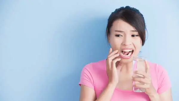 Tooth sensitivity: causes, treatment, and prevention.